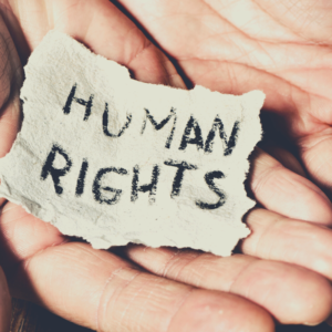 prawa człowieka - napis na kartce